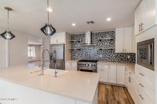 Photo - 1829 W Orchid Ln