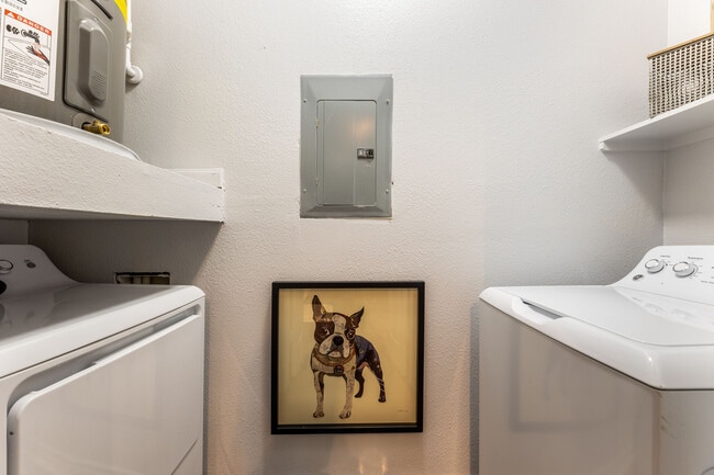 Photo - Lakebridge Apartments