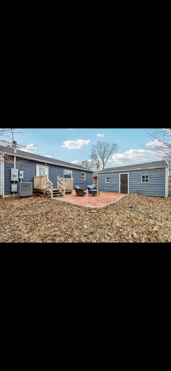 Photo - 5168 Caroline Ave