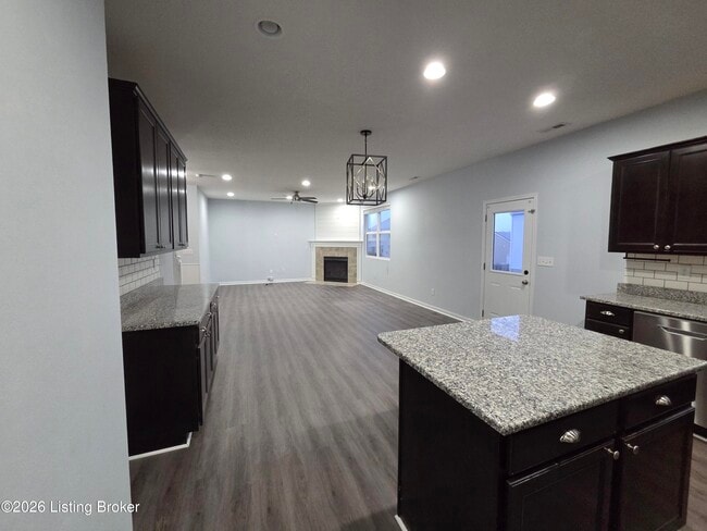 Photo - 272 St Regis Dr