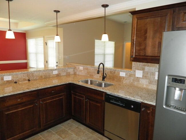 Building Photo - 7018 Summerton Dr Rental