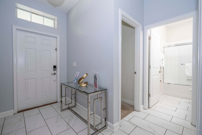 Photo - 4827 Kings Castle Cir Unidad ID1280982P