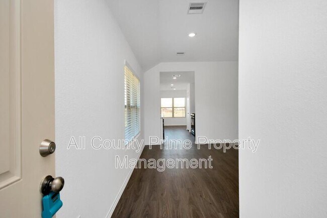 Photo - 32511 Orchard Haze Dr