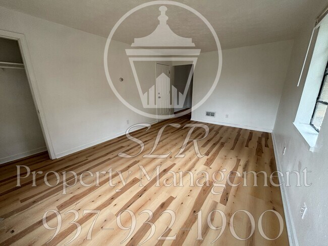 Photo - 212 E Bruce Ave