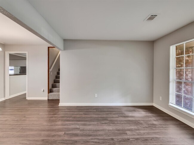 Photo - 2030 Lone Rock Dr