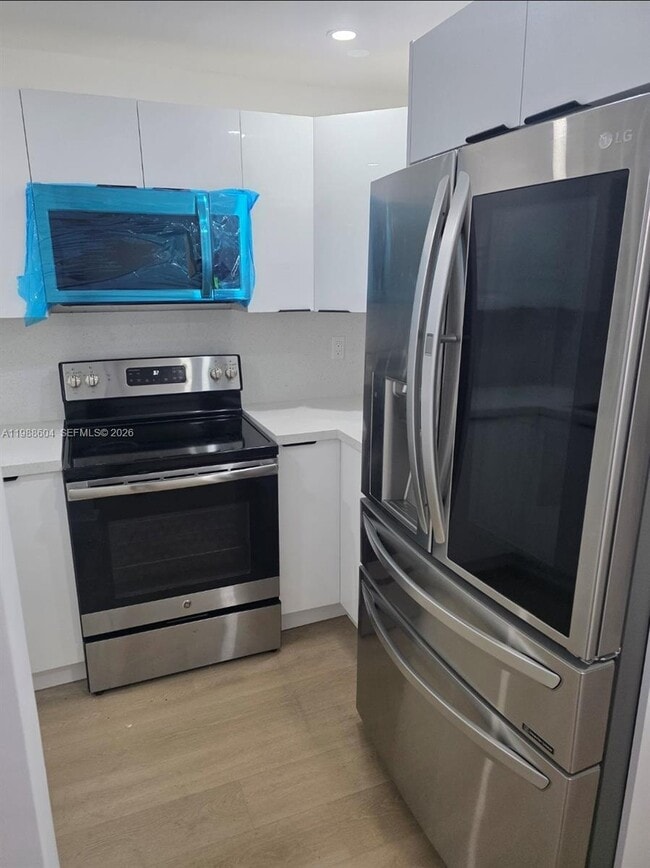 Photo - 3890 W 8th Way