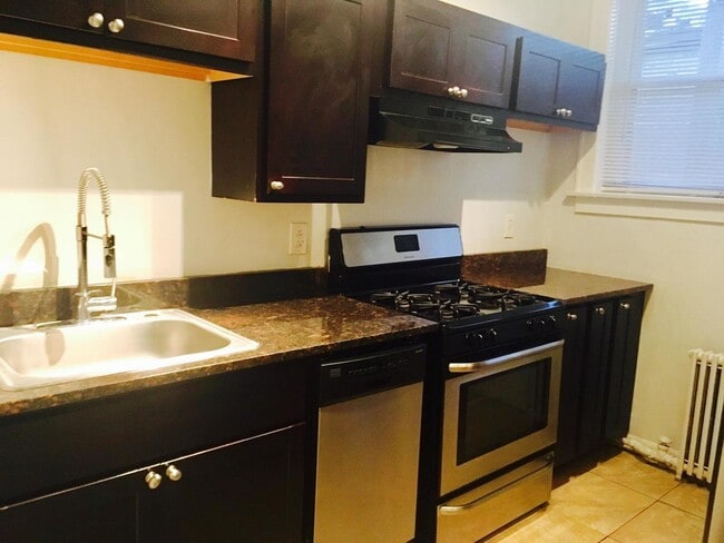 Photo - 4817 N Springfield Ave Unit 2W