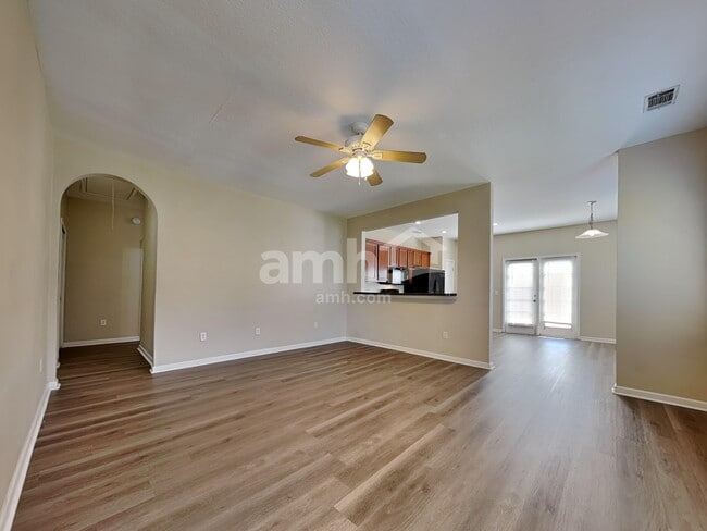 Photo - 30 Valley Oak Dr