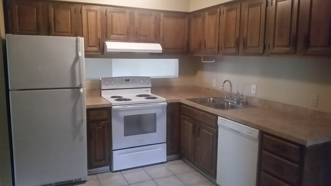 Photo - 2201 Harvard Rd Townhome