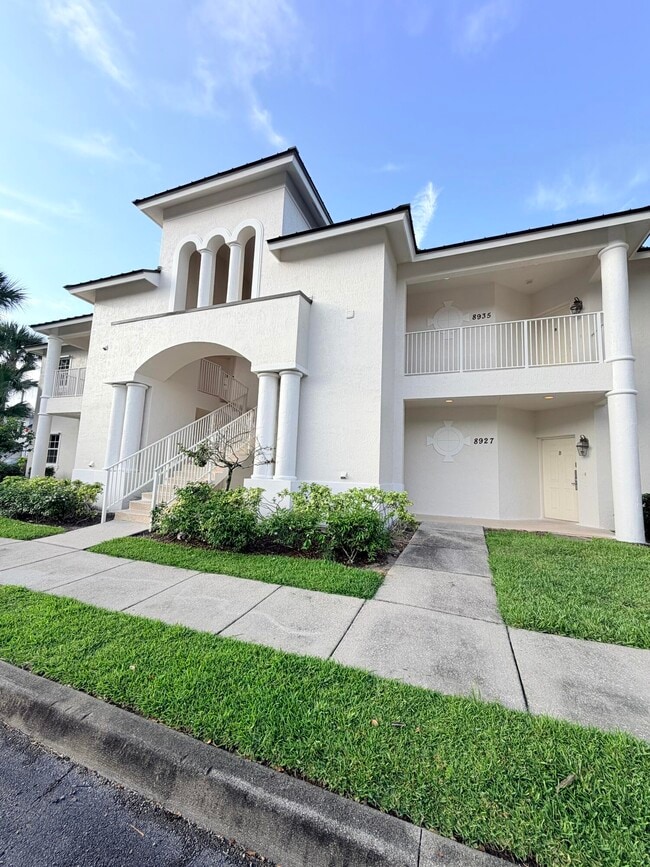 Building Photo - 8927 Sandshot Ct Unit A