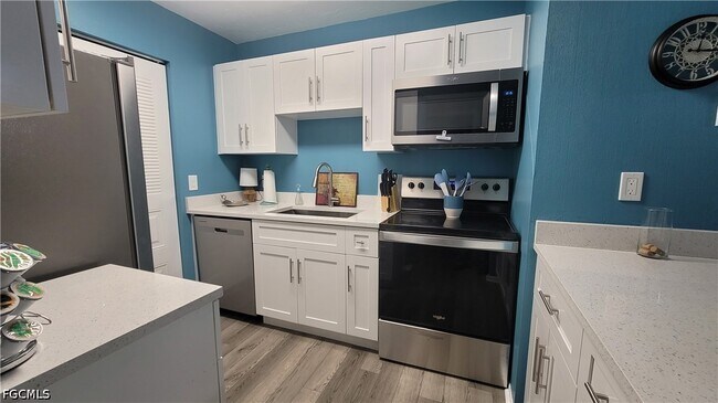Photo - 17420 Birchwood Ln Unit 8
