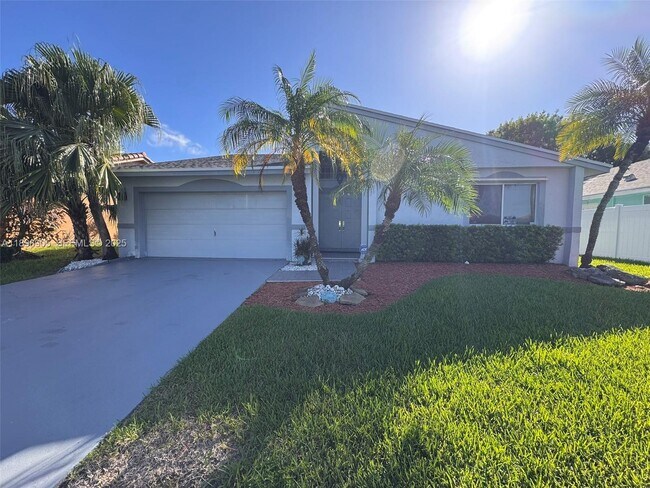 Photo - 705 SE 3rd Ln