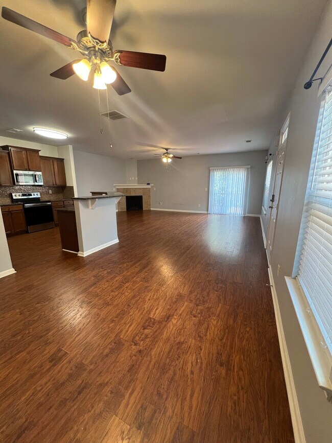 Photo - 805 Pleasant Hill Rd NW