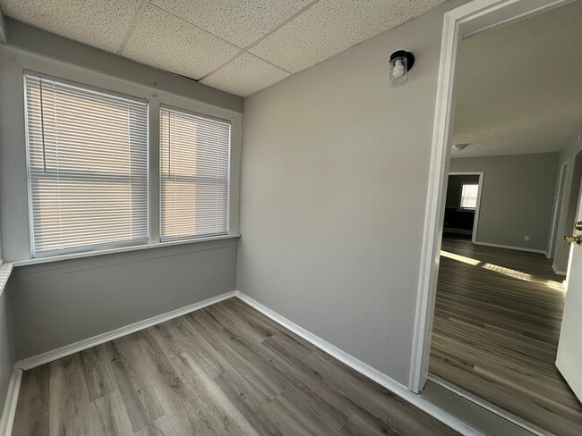 Photo - 911 S Laurel St