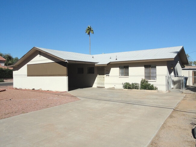 Photo - 1026 E Highland Ave