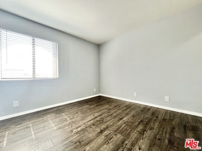 Photo - 100 Clark Dr Unidad 108