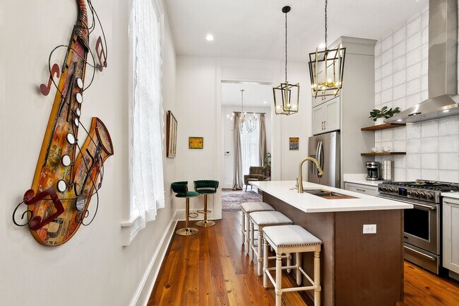 Photo - 621 Kerlerec St