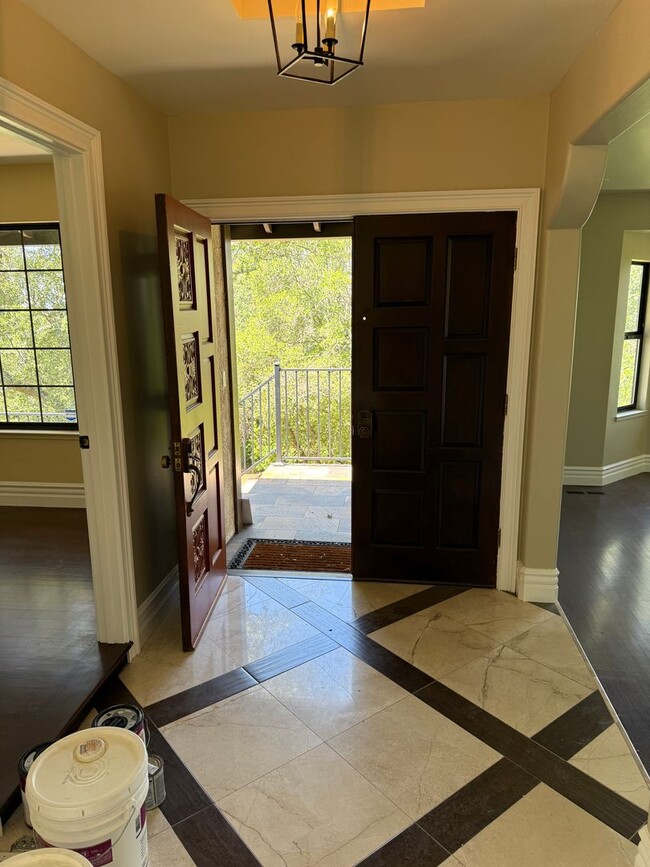 Beautiful 4/2.5 Granite Bay Home - Beautiful 4/2.5 Granite Bay Home