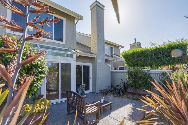 Building Photo - 3BR/3BA Pet-Friendly Village In The Park Townhome with Pool & 2-Car Garage | YouTube Tour