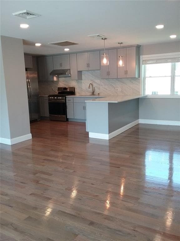 68 Memorial Blvd Unit B