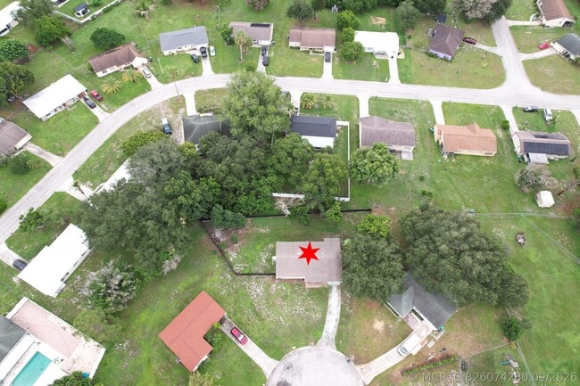 400 SW Ruffner Ct