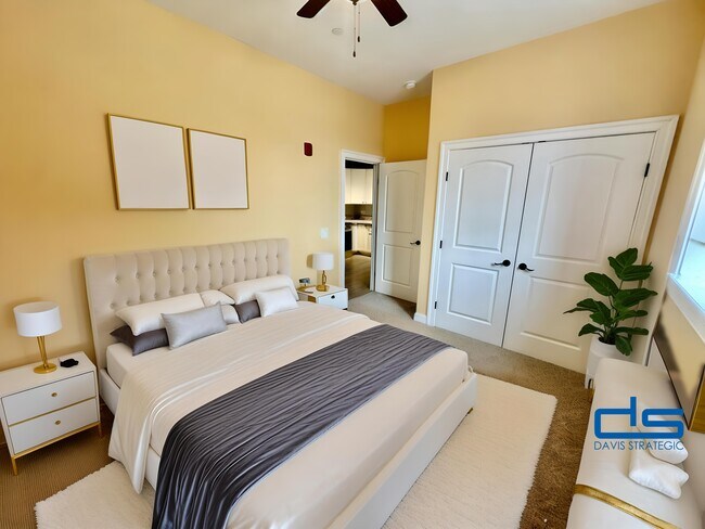 Photo - 5 5th St Unit 204