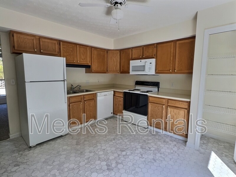 Photo - 109 Botley Ln