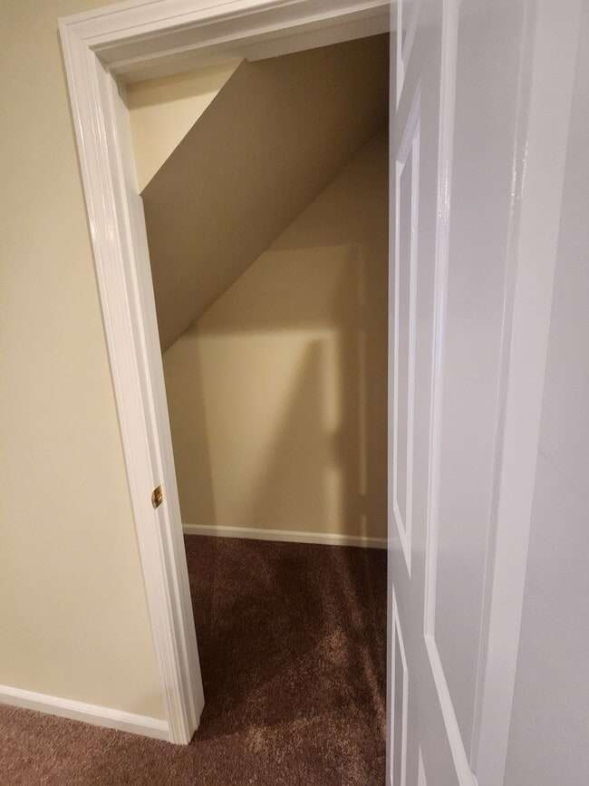 Photo - 27 Van Buren Ave Unit B-1