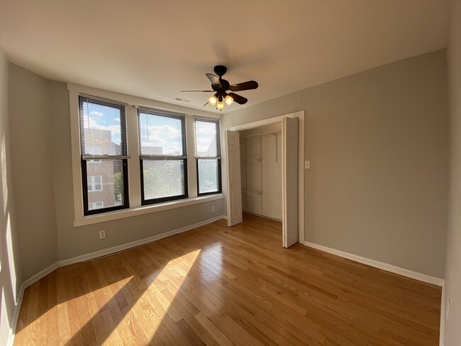 Photo - 2608 W Le Moyne St Unit 3