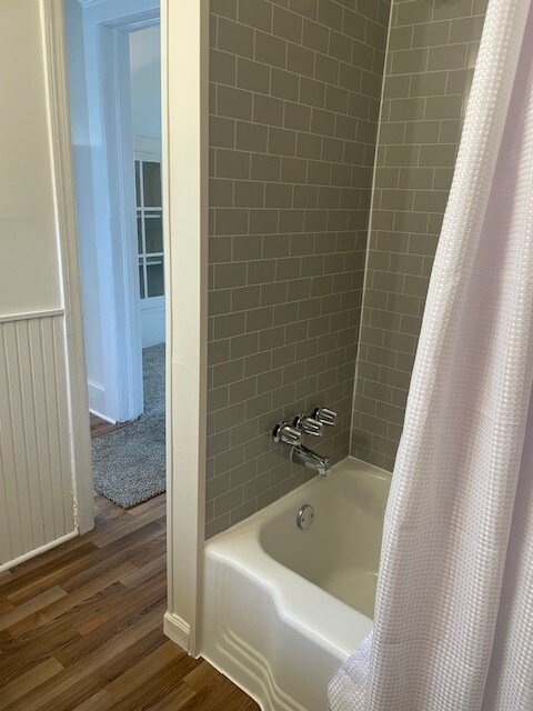 Photo - 220 Lakeland St Unit Carriage House