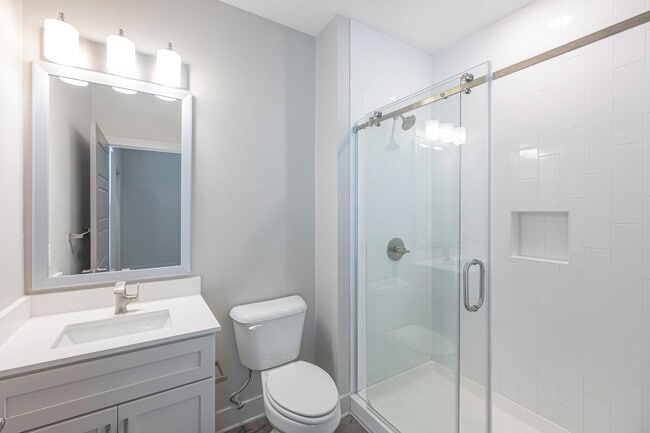 Casa de apartamentos Fase II - The Enclave at Deep River Plantation