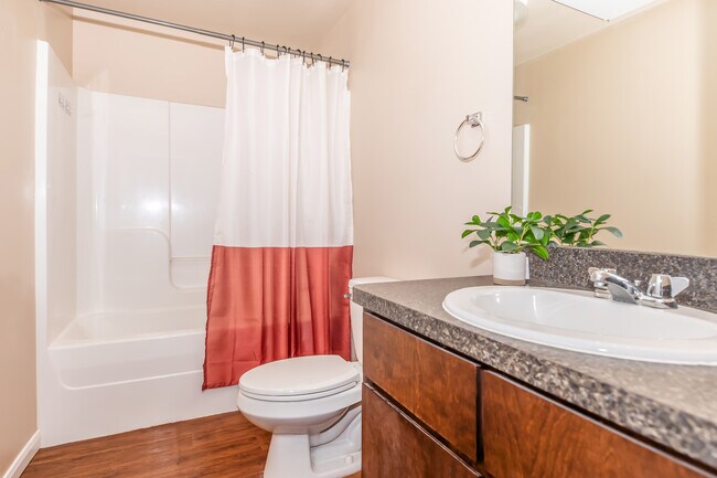 Photo - 409 Nacogdoches St