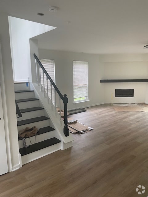 Building Photo - 647 Croft Dr Rental