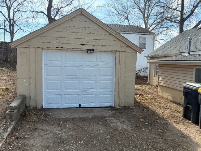 Photo - 4441 NE Winn Rd