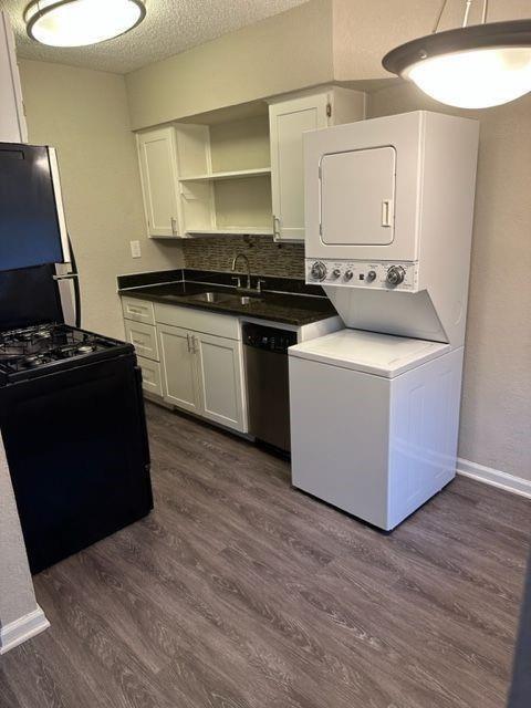 Photo - 2401 Manor Rd