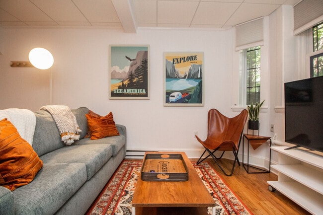 Photo - 1253 Beacon St Unit SI FL1-ID1237952P