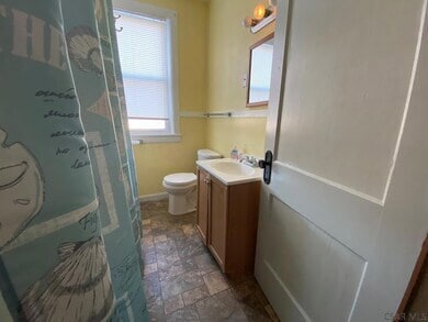 Photo - 553 Vickroy Ave