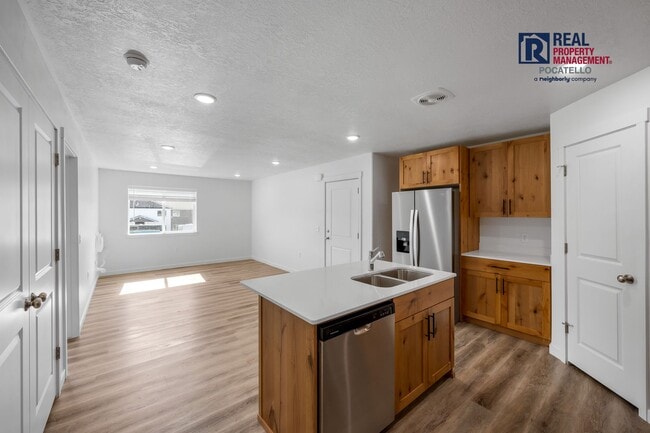 Photo - 1014 W Quinn Rd Unit #201