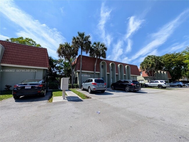 Building Photo - 11394 Royal Palm Blvd Unit 11394