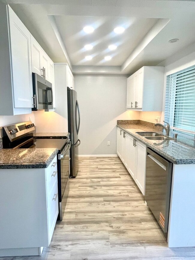 Photo - Del Mar Heights 1 br condo