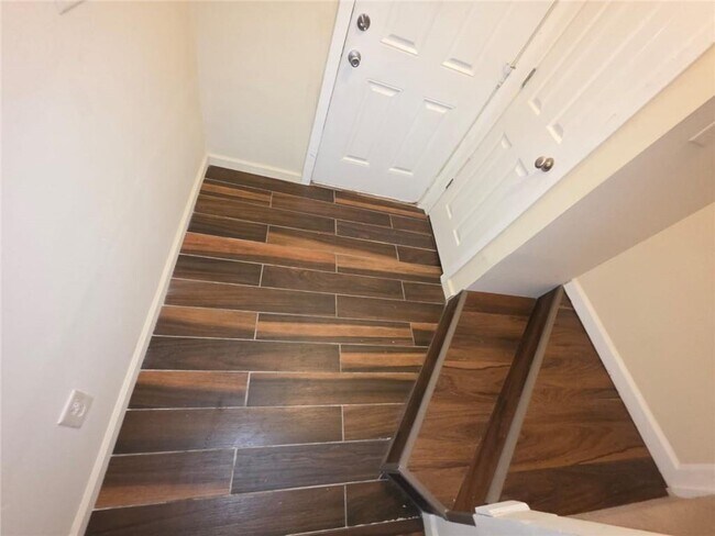 Photo - 4332 Park Gate Way Unit 175