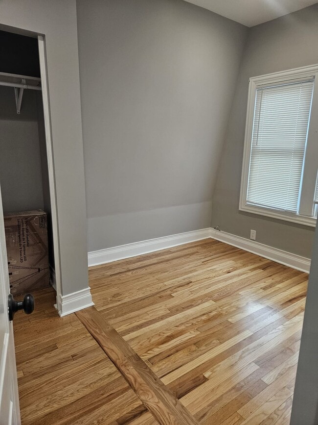 Photo - 5934 W Wilson Ave