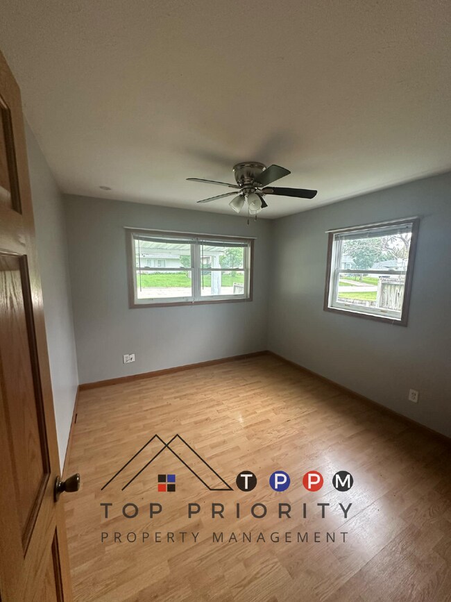 Photo - 3 Bedroom | 2 Bathroom Single Family Ranch...