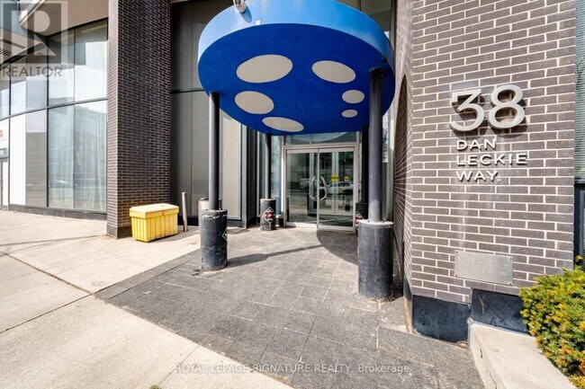 Photo - 38 Dan Leckie Way Unité 605