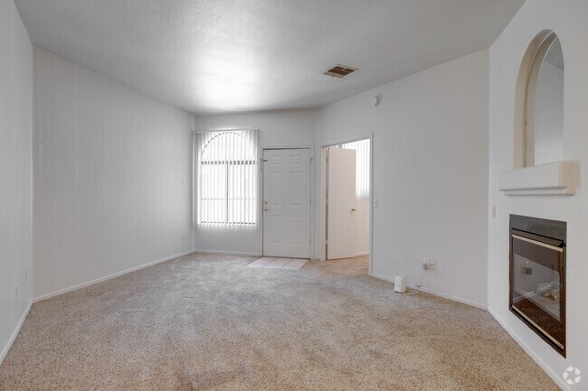 1BR, 1BA - 883SF