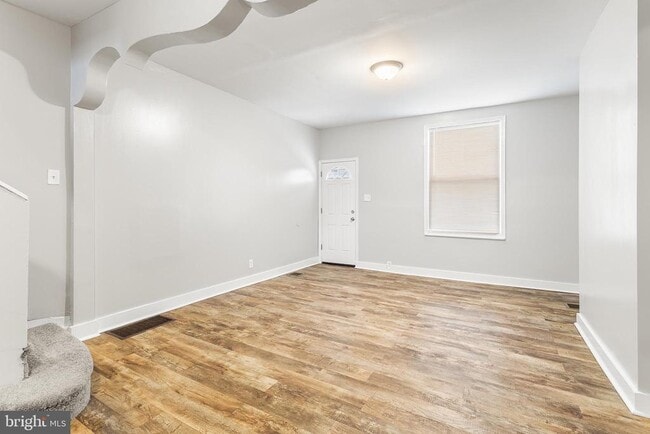 Photo - 544 N Allison St