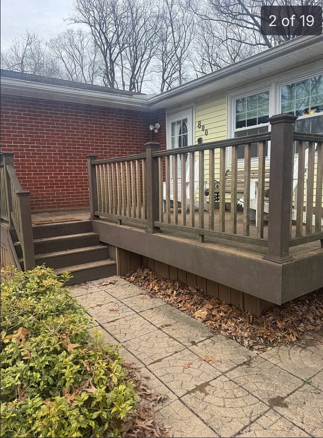 Photo - 800 Vosseller Ave