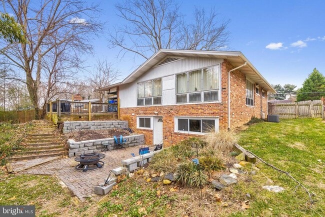 Photo - 9920 Pinehurst Ave