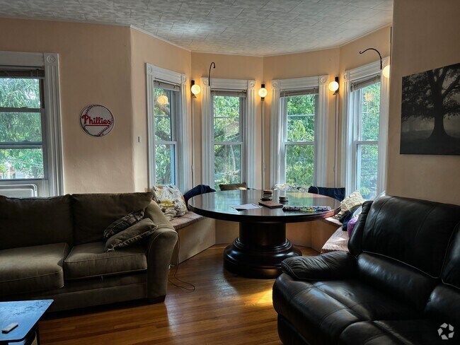 Building Photo - 36 Foskett St Unit 2 Rental