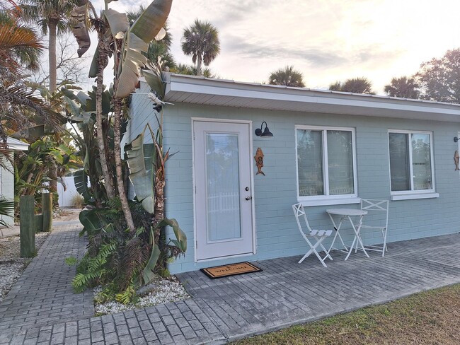 Photo - NSB FURNISHED EFFICIENCY UNIT-ALL UTILITIES INCLUDED INCLUDING WI-FI!